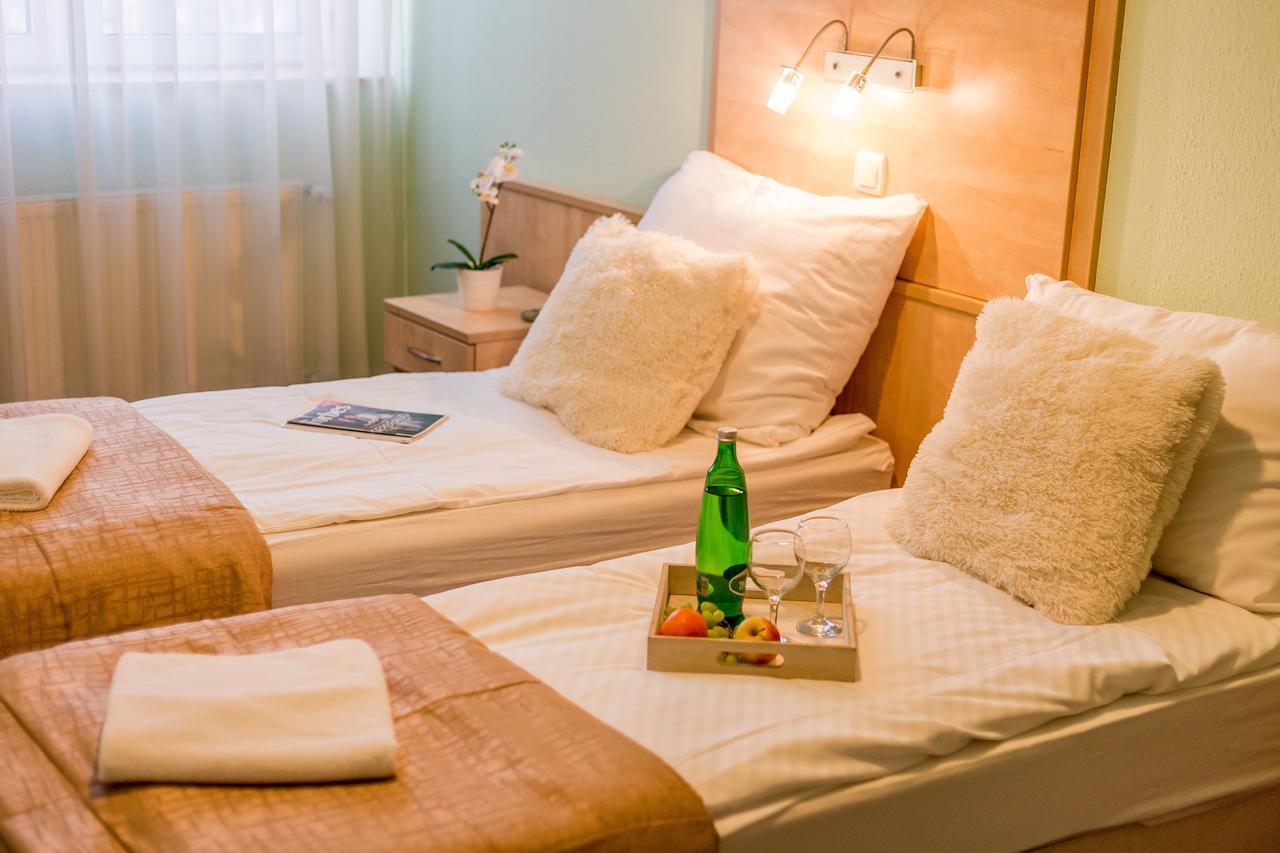 Salgo Hotel Salgótarján Extérieur photo