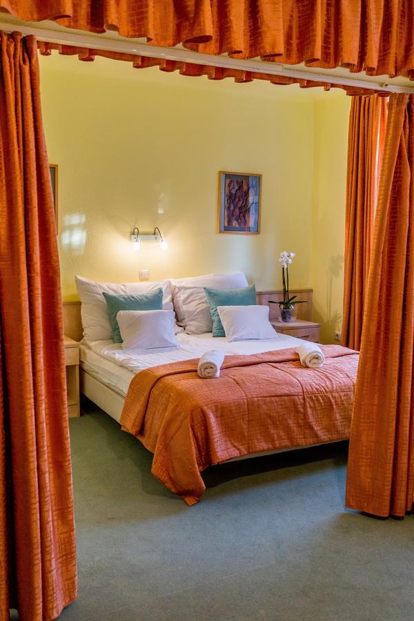 Salgo Hotel Salgótarján Extérieur photo